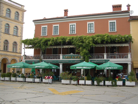 Datei:Velo Kafe.jpg