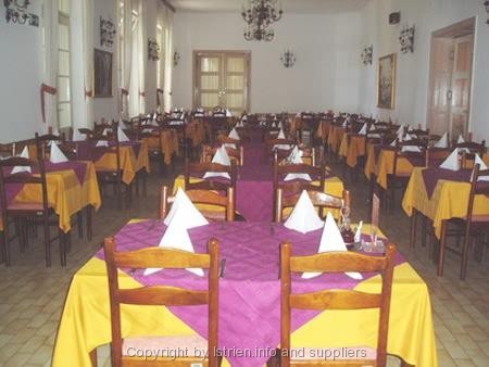 Datei:Hotel Lisanj1.jpg