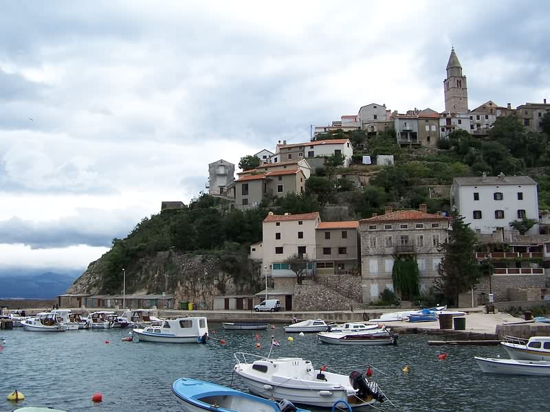 Datei:Vrbnik-1.jpg