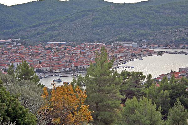 Datei:Vela Luka gesamtCS.jpg