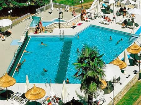 Datei:Hotel Mediteran 4.jpg