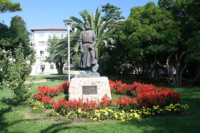 Datei:RAB Park Kaldanac-Denkmal Sveti Marin IMG 6097.jpg