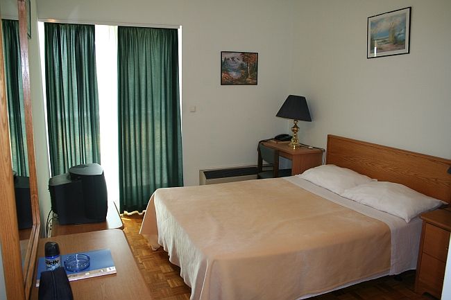 Datei:Hotel-Kastel-Doppelzimmer-IMG 4379.jpg