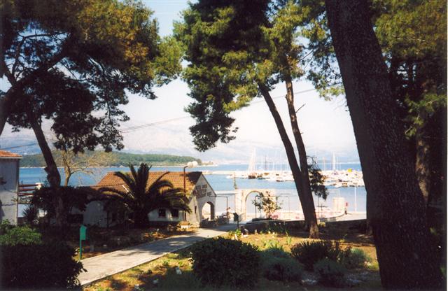 Datei:Blick nach Orebic (Small).jpg