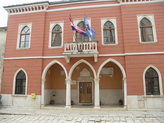 Datei:Rathaus Bale.jpg