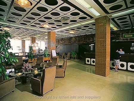 Datei:Hotel Omorika1.jpg