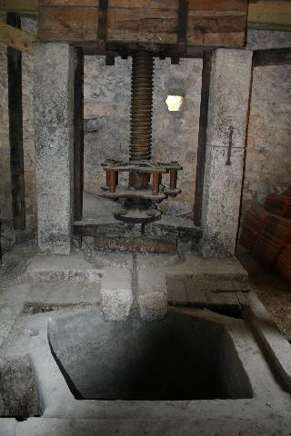 Datei:Ölpresse.jpg