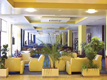 Datei:Hotel Beli Kamik I-2.jpg