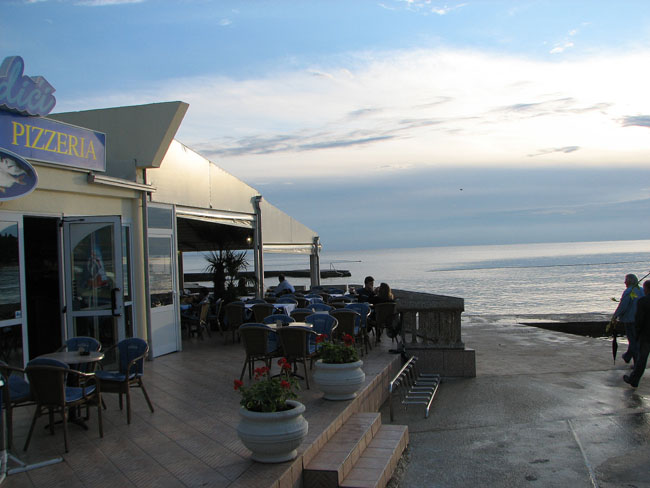 Datei:Restaurant Spadici.jpg