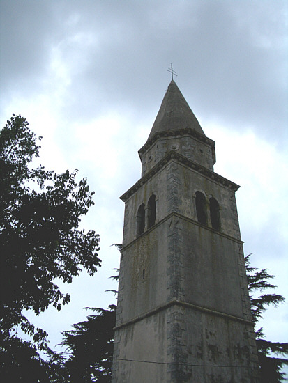 Datei:Kanfanar - Kirchturm.jpg