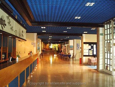 Datei:Hotel Lisanj2.jpg
