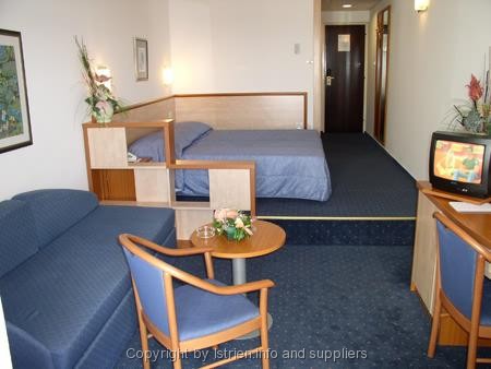 Datei:Hotel Alga3.jpg