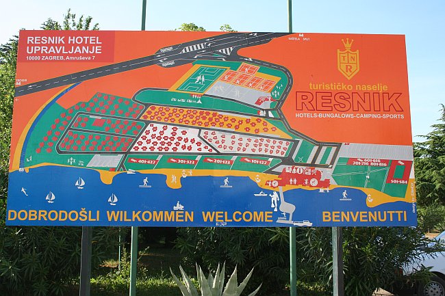 Datei:KASTELA Hotel Resnik-Hotelanlage IMG 3987.jpg