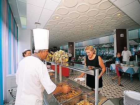 Datei:Hotel Mediteran 2.jpg