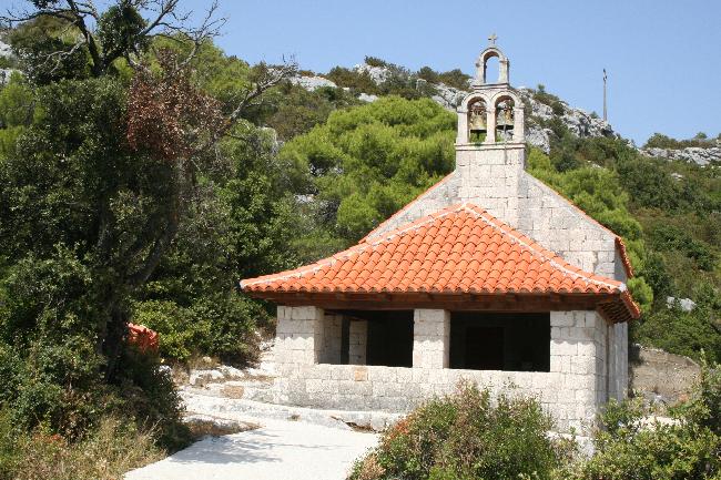 Datei:Kapelle bei Korita.jpg