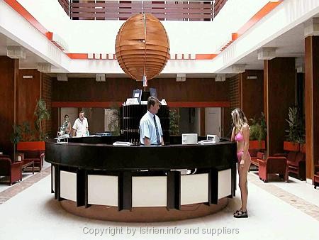 Datei:Hotel Carolina1.jpg