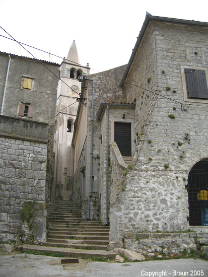 Datei:Plomin Kirche.jpg