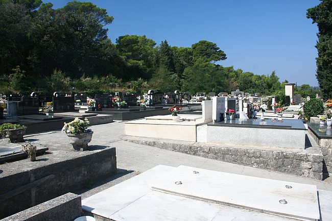 Datei:RAB Park Komrcar-Friedhof IMG 6180.jpg