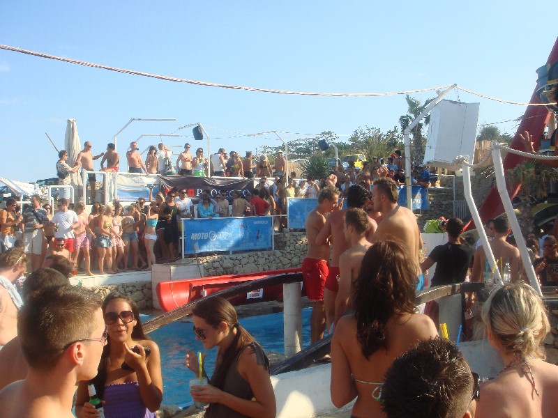 Datei:PartyZrce004.jpg