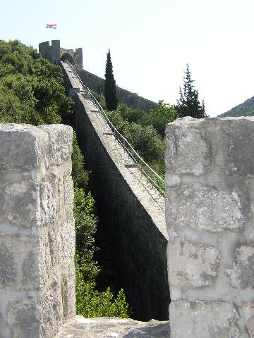 Datei:24Mauer3.jpg