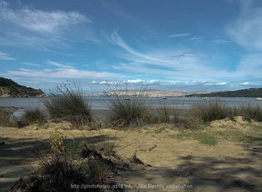 Das Bild des Jahres 2008 zeigt die  Halbinsel Lopar - idyllischer Sandstrand  - © Burki