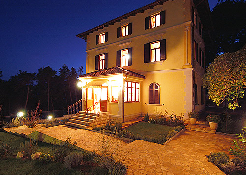 Datei:Vila1.jpg